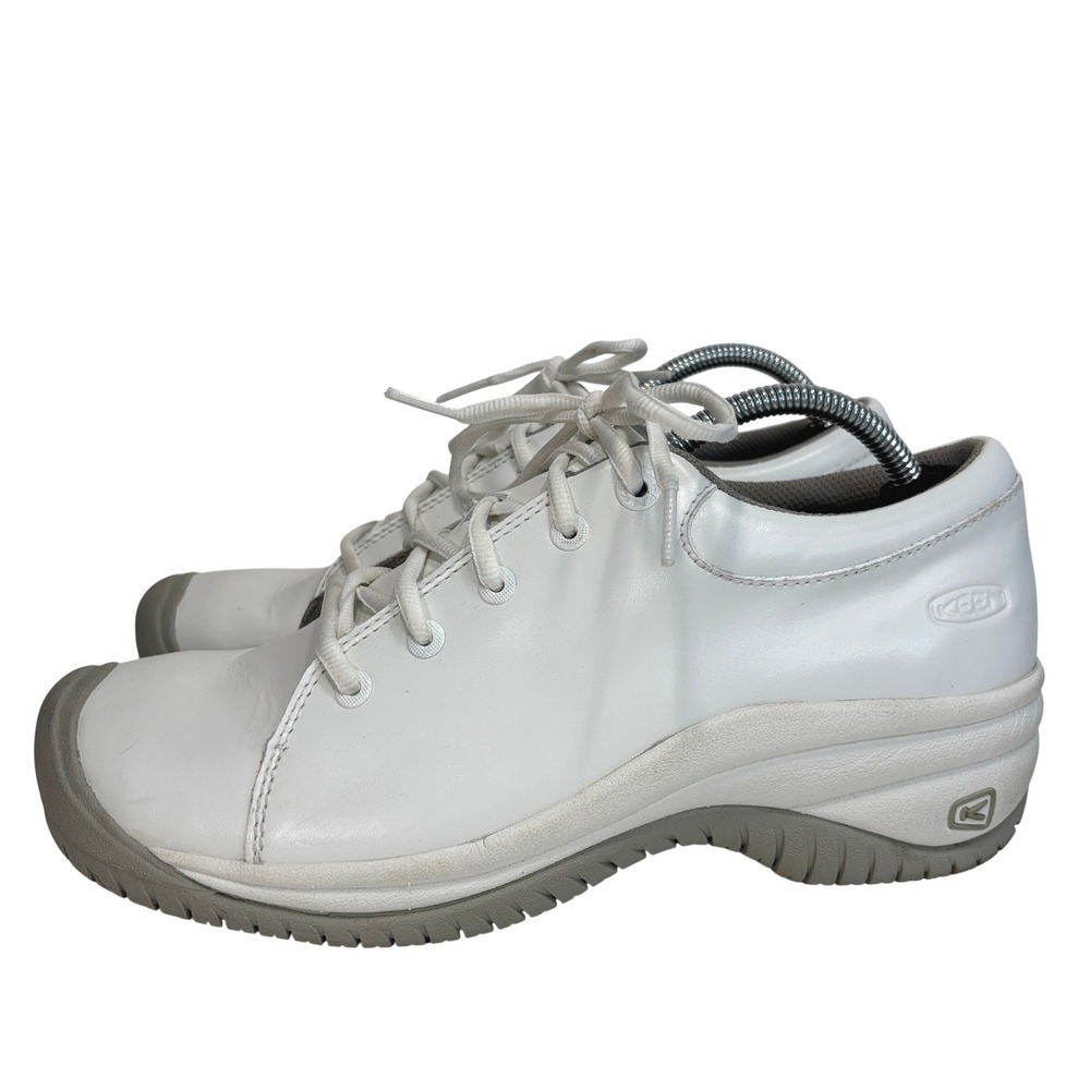 Keen Presidio Womens White Leather Walking Shoes Low Top Sneakers Size 10.5